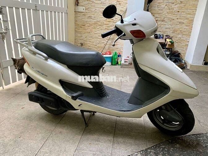 Gia đình bán xe Spacy Nhật nữ ít sử dụng