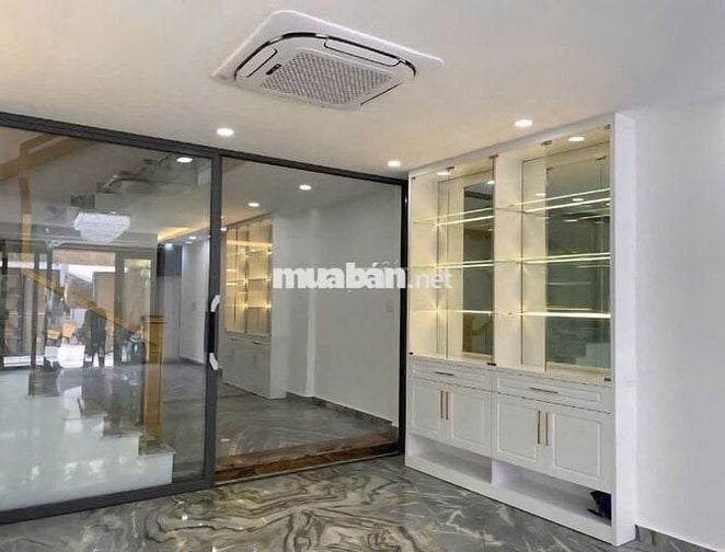 Cần cho thuê nhà MT 9A Giải Phóng P.4 Q.Tân Bình