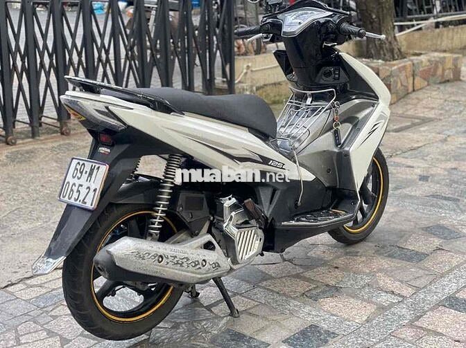 Air Blade 125 Trả trc 10tr8 nhận xe bao nợ xấu