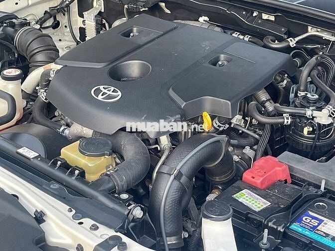 Toyota Hilux 2019  - 76000 km nguyên zin