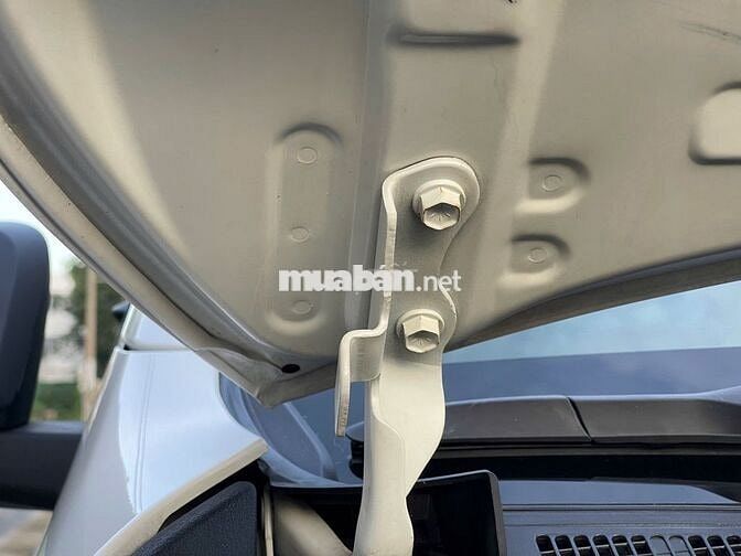 Toyota Hilux 2019  - 76000 km nguyên zin