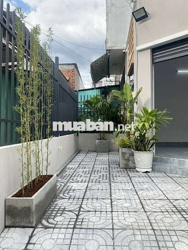 Nhà bán gấp ,giảm giá kịch sàn , trả là bán , Trung Tâm Bình Tân