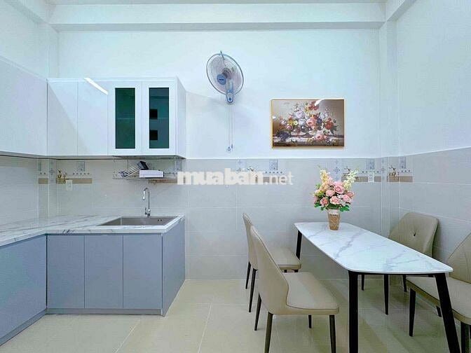 Nhà Đường số 6, hẻm xe hơi, 52m2, giá 2tỷ3