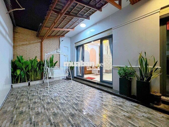 Nhà Đường số 6, hẻm xe hơi, 52m2, giá 2tỷ3