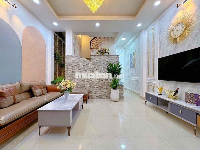 Nhà Đường số 6, hẻm xe hơi, 52m2, giá 2tỷ3