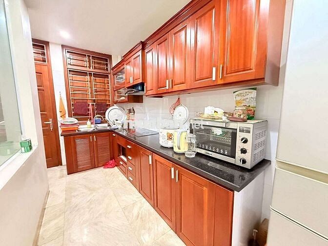 Bán nhà Phố Hoàng Ngân, 52m2, ô tô đỗ cửa, kinh doanh, 13.3 tỷ!