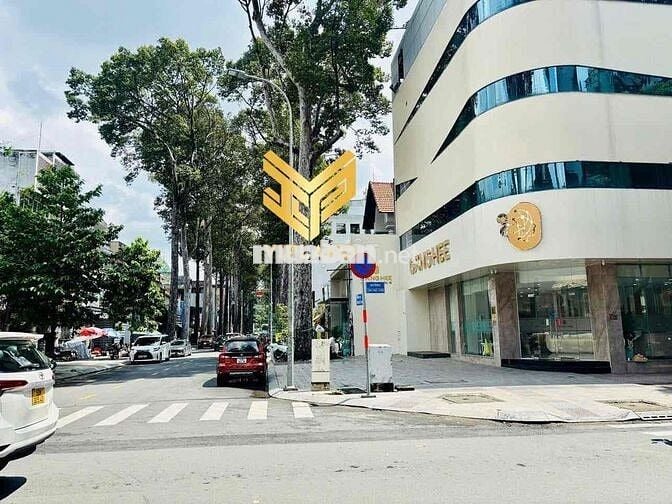 Cho Thuê Siêu Phẩm Góc MT Bến Thành Q1 20x20m 5L 150Triêuh