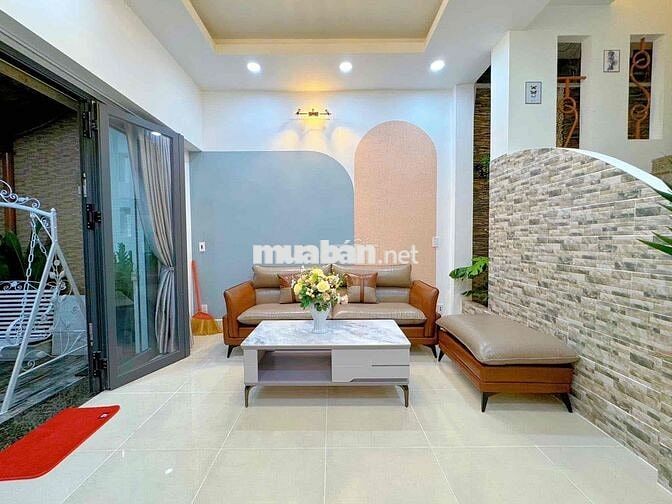 Nhà Đường số 6, hẻm xe hơi, 52m2, giá 2tỷ3