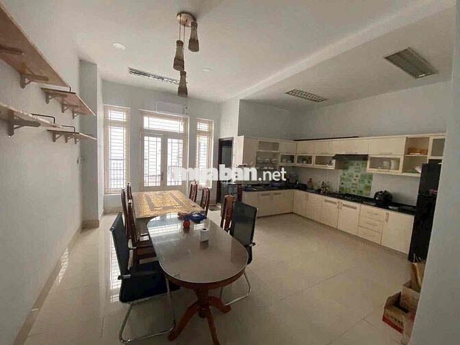 Cho thuê nhà trục chính D1 KDC Phú Hoà, Thủ Dầu Một, Bình Dương (GC) _