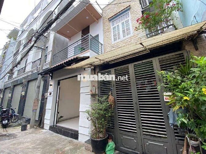 Bán nhà 1 trệt+1 lầu nở hậu tài lộc đường Bình Tiên