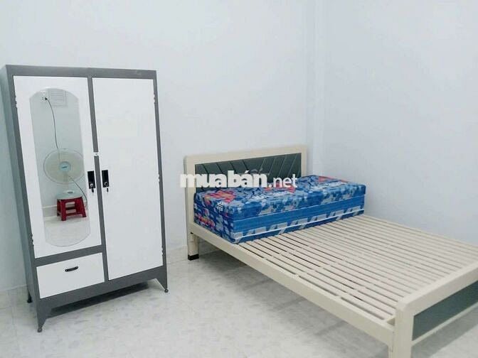 Phòng trọ 1tr8 quận tân phú (Có nội thất )