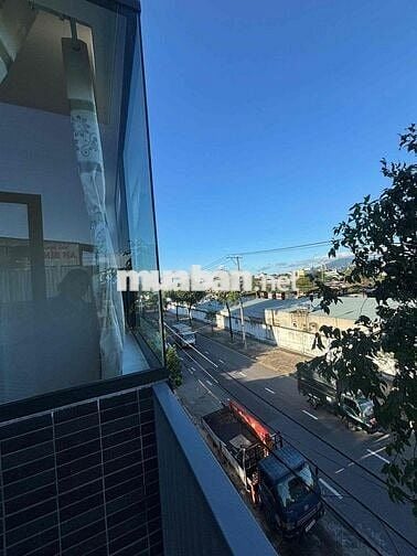 🟡CHO THUÊ NHÀ 3 TẦNG MT LÊ THẠCH, 4 pn , SÁT BẾN XE