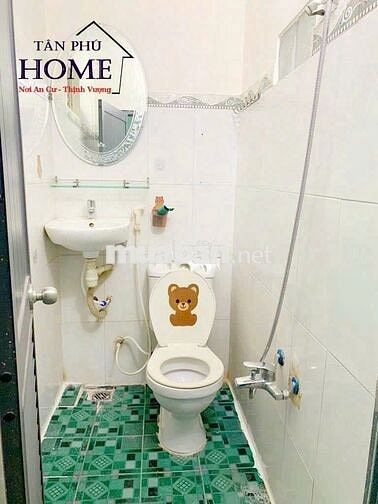 NC hẻm 8m Tân Quý – 4x10m, 3PN 4WC, nội thất sẵn, giá tốt 10.5tr/thán