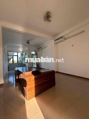 🟡CHO THUÊ NHÀ 3 TẦNG MT LÊ THẠCH, 4 pn , SÁT BẾN XE