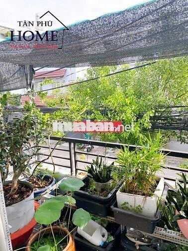 Nhà góc 2 MTNB Gò Dầu – Tân Quý, 1 trệt 1 lầu, nôi thất, giá 10tr/thán