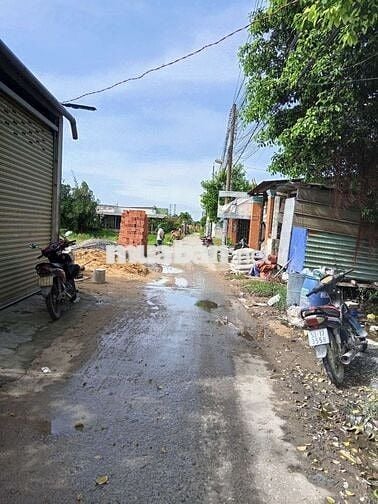 Đất đẹp cao ráo ngay chợ khu trung tâm sầm uất