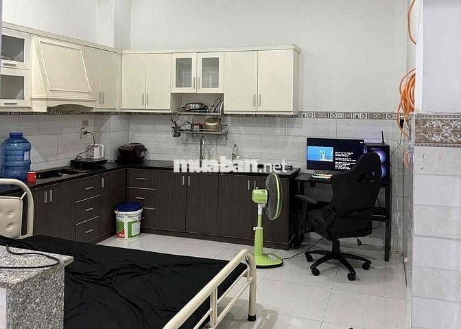 Phòng trọ giá rẻ 30m2 đường Thạnh Xuân