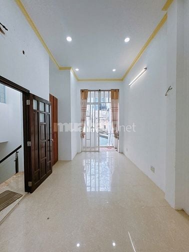 Hàng VIP HẺM BAGAC tới nhà QUAN 5 GÀN TRUONG HOC BENH VIEN SIEU THI 