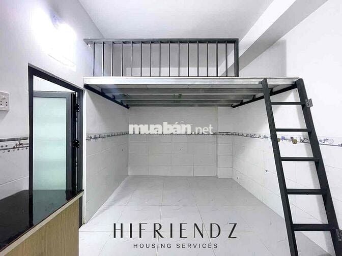 TRỐNG SẴN 1 PHÒNG MỚI XÂY - FULL NỘI THẤT - THANG MÁY - GẦN VHU - AOEN