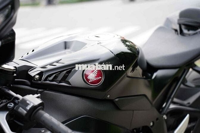 👦🏼🚦 HONDA CBR1000 RRR- FIREBLADE ODO 2K SIÊU LƯỚT