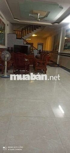 Nhà mới trong kdc hiêp thành city 5pn lớn , có thang tời chuyển hàng