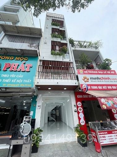 Nhà mới 100%. MT Ngô Gia Tự. Ngang 6,25NH. 325m2 SD. 6 tầng, thang máy