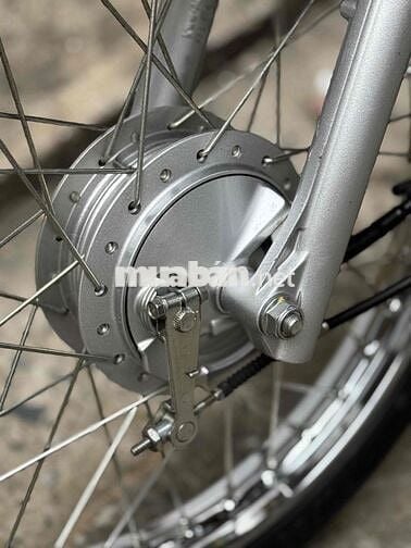 Honda Wave 2023 đỏ bóng nguyên rin cực đẹp bs 43 .