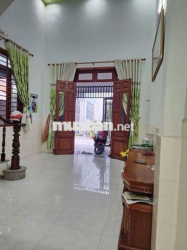 BÁN NHÀ 158M2 ĐUONG ĐH418 P KHÁNH BÌNH CÓ 4 PHONG TRỌ PHÍA SAU XE HƠI