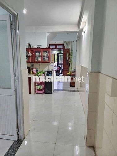 BÁN NHÀ 158M2 ĐUONG ĐH418 P KHÁNH BÌNH CÓ 4 PHONG TRỌ PHÍA SAU XE HƠI