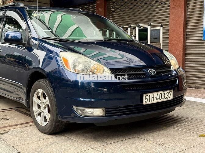 Toyota sienna 2003 odo 10v giá 280tr