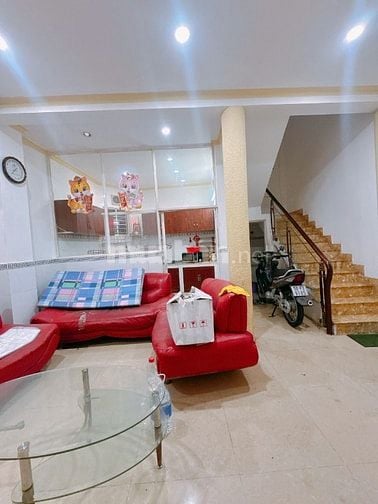 Hàng VIP HẺM BAGAC tới nhà QUAN 5 GÀN TRUONG HOC BENH VIEN SIEU THI 