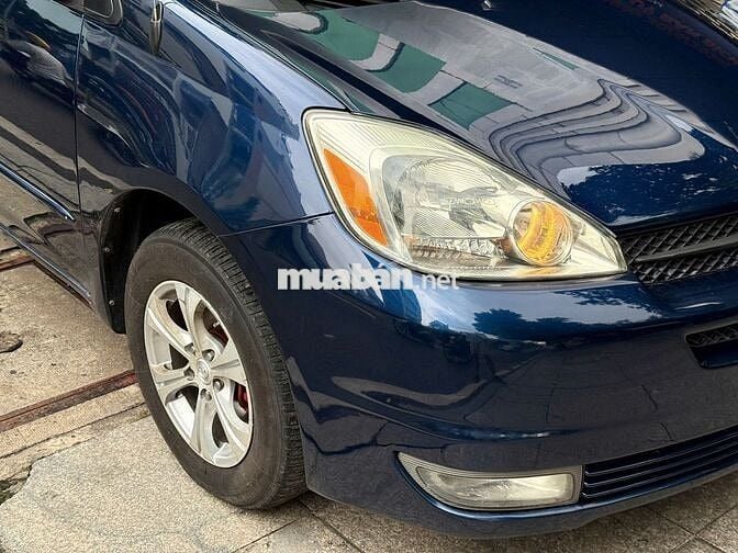 Toyota sienna 2003 odo 10v giá 280tr