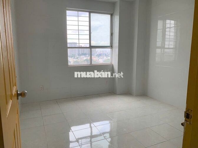 Bán căn hộ cao ốc B chung cư Ngô Gia Tự, lầu 7, 83m2.