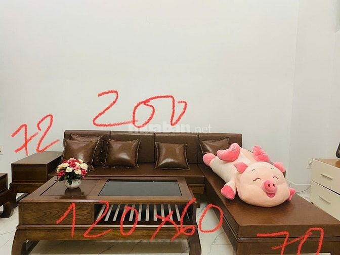 ĐỔI NHÀ ĐỂ LẠI BÀN GHẾ PH.KHÁCH + HỒ CÁ + BÀN ĂN