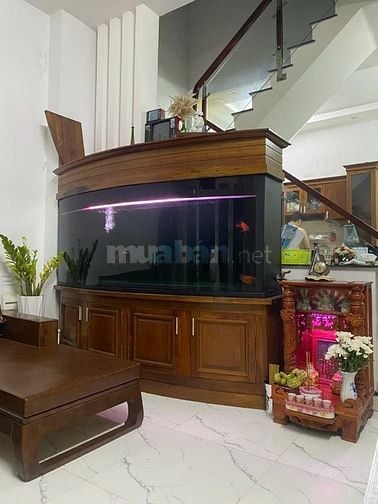 ĐỔI NHÀ ĐỂ LẠI BÀN GHẾ PH.KHÁCH + HỒ CÁ + BÀN ĂN