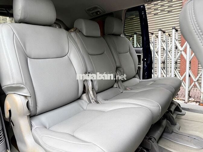 Toyota sienna 2003 odo 10v giá 280tr