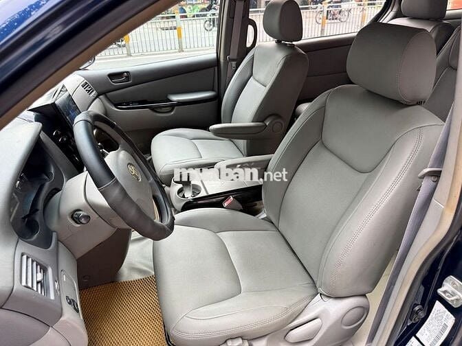 Toyota sienna 2003 odo 10v giá 280tr