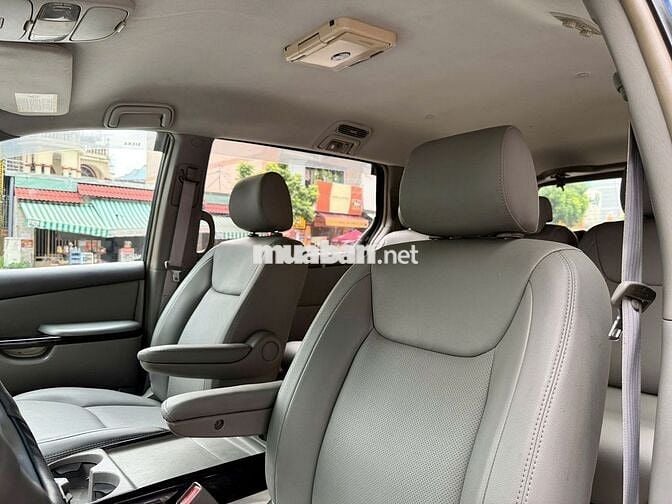 Toyota sienna 2003 odo 10v giá 280tr