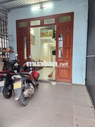 BÁN NHÀ 158M2 ĐUONG ĐH418 P KHÁNH BÌNH CÓ 4 PHONG TRỌ PHÍA SAU XE HƠI