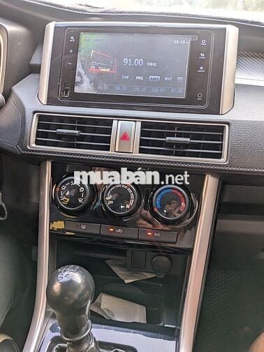 Mitsubishi Xpander 2020 1.5 MT form mới trắng đẹp