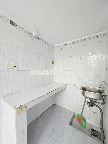 Kiot hẻm Thái Bình gần Đường Số 5 Linh Xuân gần Cầu Thoáng gác cao