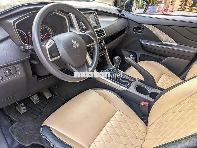 Mitsubishi Xpander 2020 1.5 MT form mới trắng đẹp