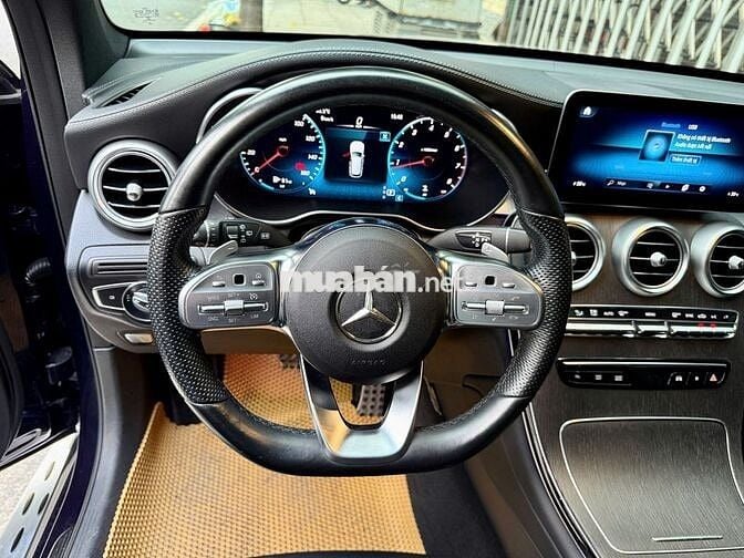 GLC 300 2021 odo 6,6v giá 1 tỷ 530