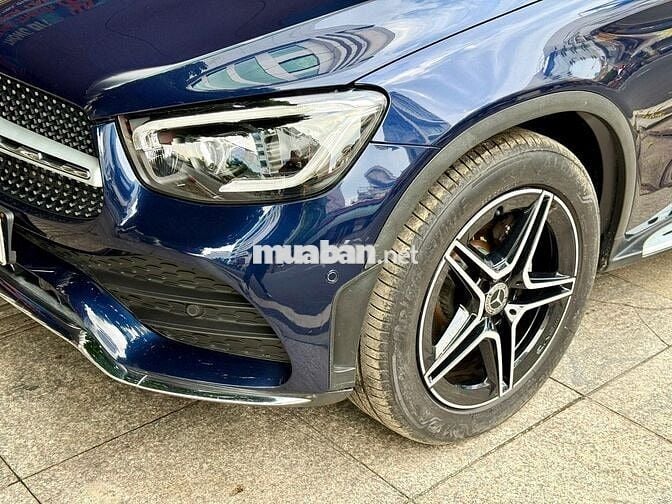 GLC 300 2021 odo 6,6v giá 1 tỷ 530