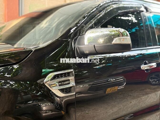 Everest Titanium 4x4 9v giá 790tr