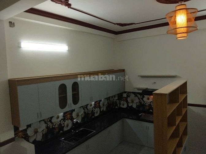 Nhà HXH Lý Thánh Tông 4x20m, 1 lầu đúc nhà mới đẹp ở liền, hẻm thông