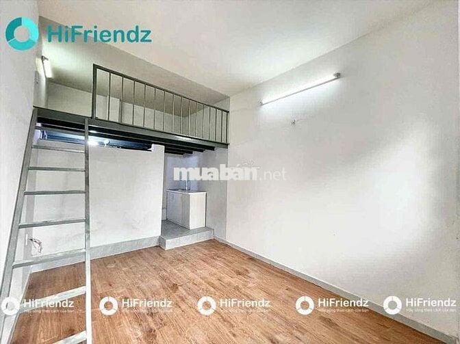 🔥PHÒNG GÁC BAN CÔNG GIÁ RẺ Ở ĐƯỢC 4 NGƯỜI 4 XE NGAY HOÀNG HOA THÁM