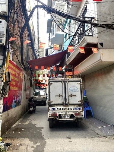 GẤP - Nhà Ngõ 79 Cầu Giấy - 40M - 4 tầng - MT 3,5M - lô góc - 11.5 tỷ