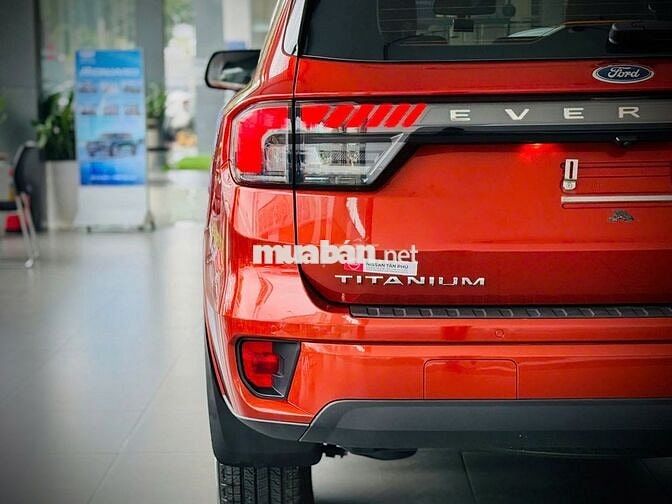 Ford Everest 2022 Titanium 2.0L 4x2 AT