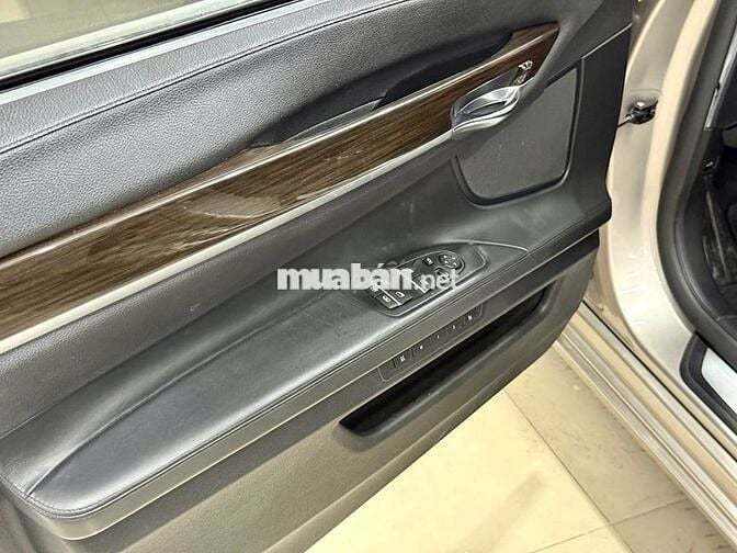 Bmw 750i 2009 đk 2011 odo 7.7v giá 599